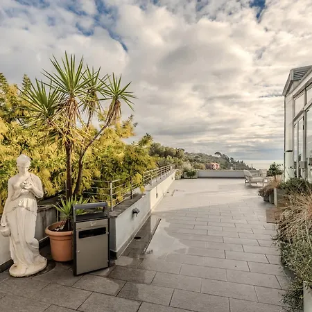 Hotiday Collection -