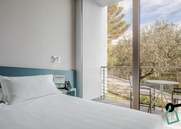 Hotiday Collection - 4*