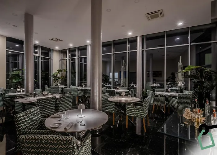 Hotiday Collection - Hotel