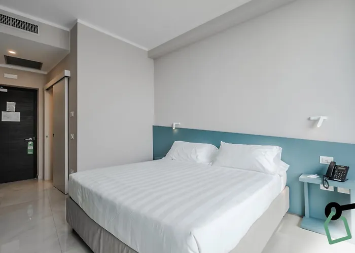 Hotiday Collection - 4*