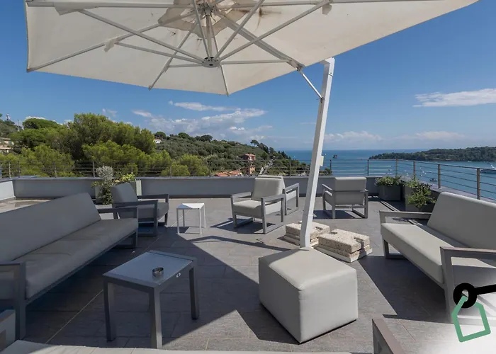 Hotel Hotiday Collection - 4*